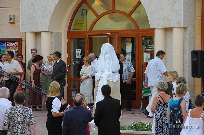 munkacsy_szoboravatas_2009_002.jpg