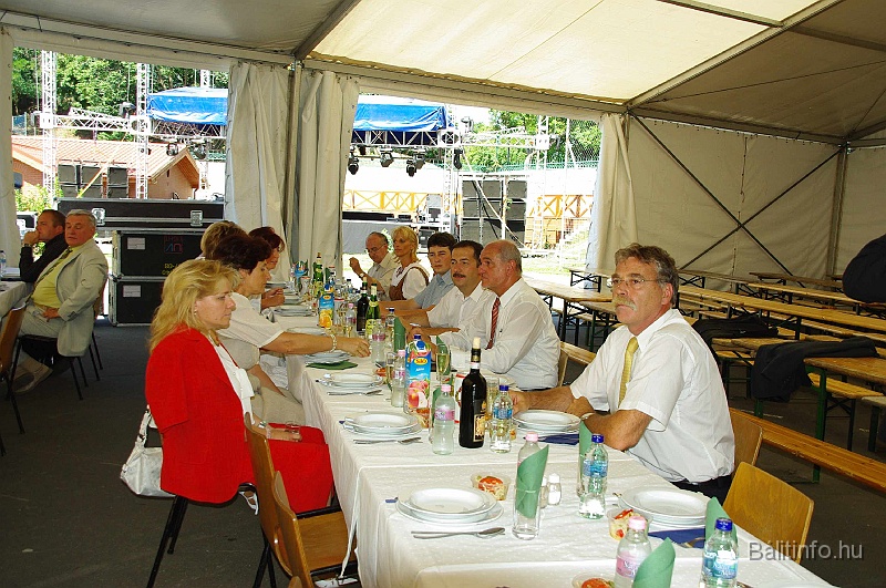 unnepimusor_mmmh_2009_001.jpg