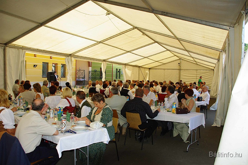 unnepimusor_mmmh_2009_008.jpg