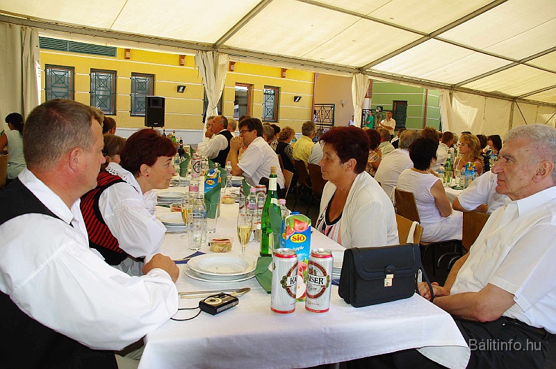 unnepimusor_mmmh_2009_010.jpg
