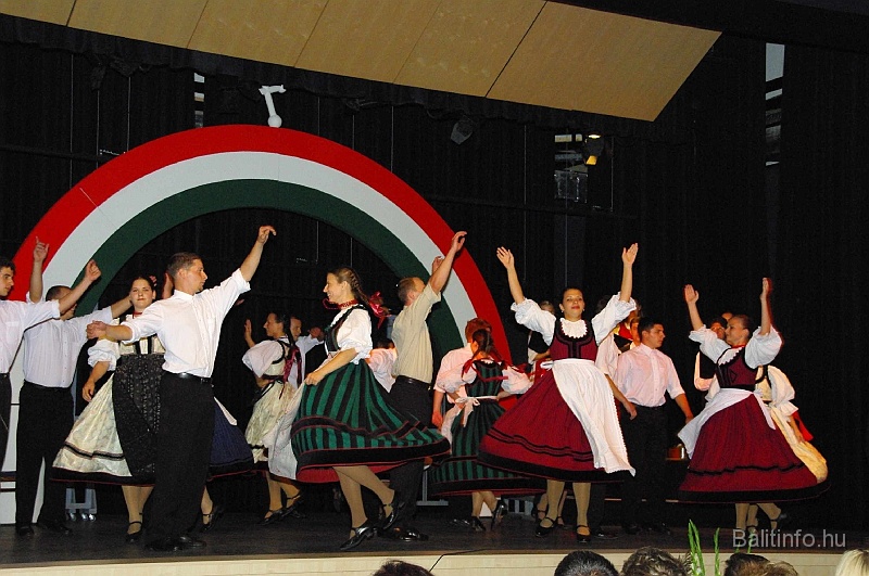 unnepimusor_mmmh_2009_031.jpg