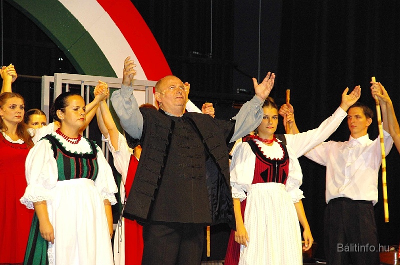 unnepimusor_mmmh_2009_050.jpg