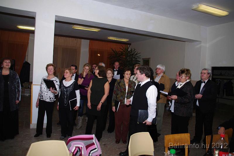 torokbalint_cantabile_korus_ipolysagon_2012_100.jpg