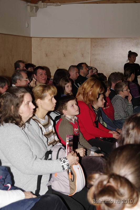 erdelyiegyesulet_mikulas_2010_025.jpg