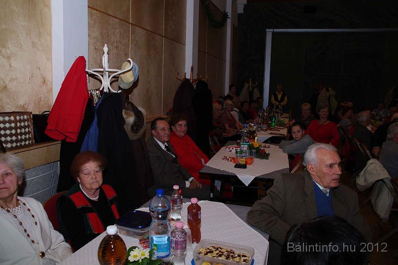 torokbalint_nyugdijasklub_mikulas_2012_021.jpg