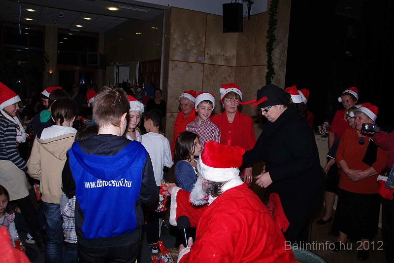 torokbalint_nyugdijasklub_mikulas_2012_052.jpg