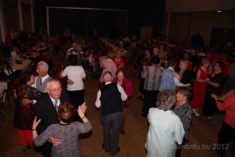 torokbalint_nyugdijasklub_mikulas_2012_065.jpg