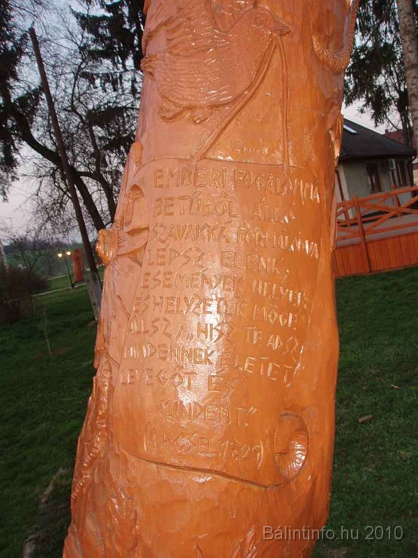 puspokhatvan_faszobrok_2010_004.jpg