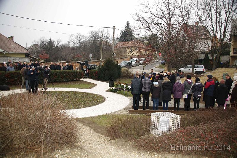 svab_kitelepites_torokbalint_2014_010.JPG