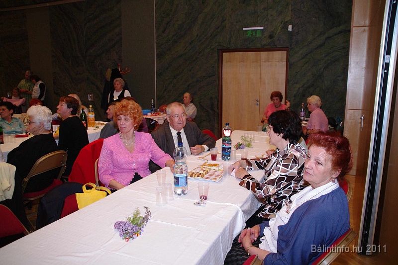 torokbalint_nyugdijasklub_anyaknapja_2011_023.jpg