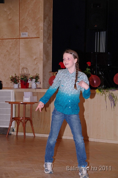 torokbalint_nyugdijasklub_anyaknapja_2011_047.jpg