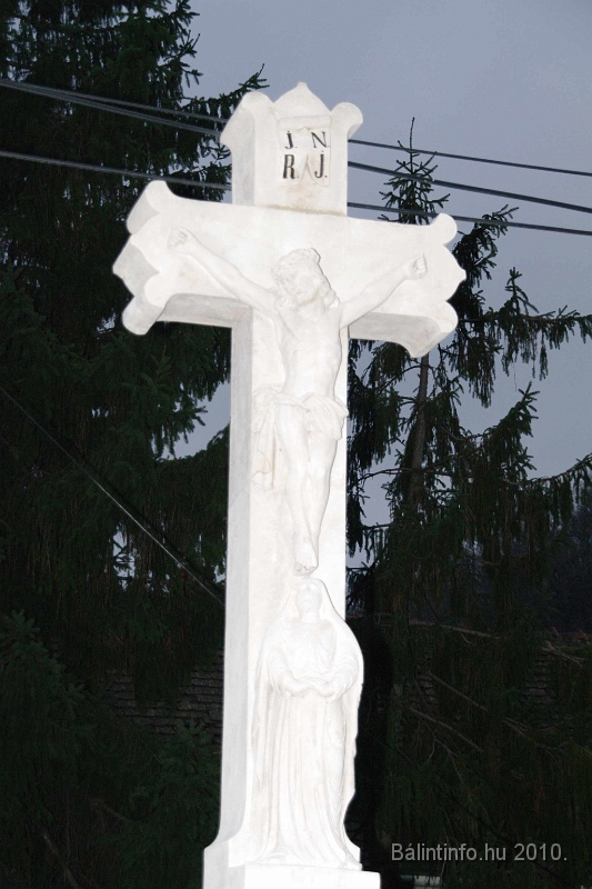 Kereszt_ujraszentelese_munkacsy_mihaly_u_2010_007.jpg