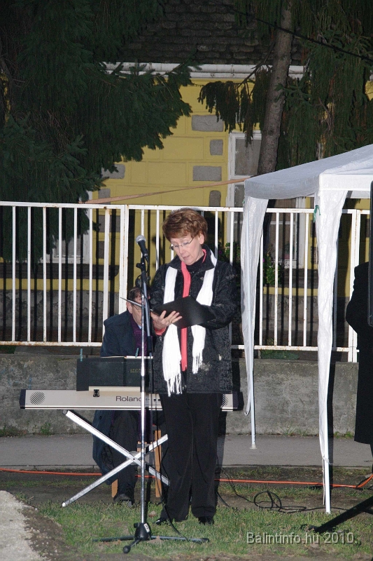 Kereszt_ujraszentelese_munkacsy_mihaly_u_2010_026.jpg