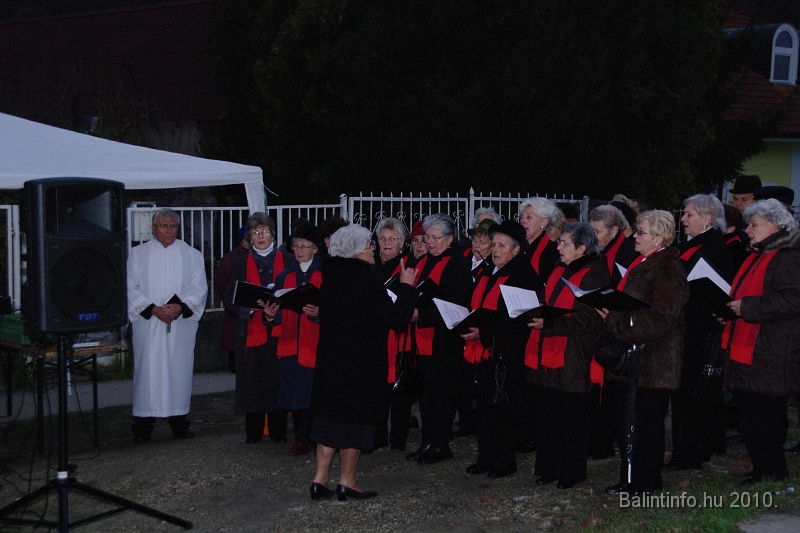 Kereszt_ujraszentelese_munkacsy_mihaly_u_2010_028.jpg