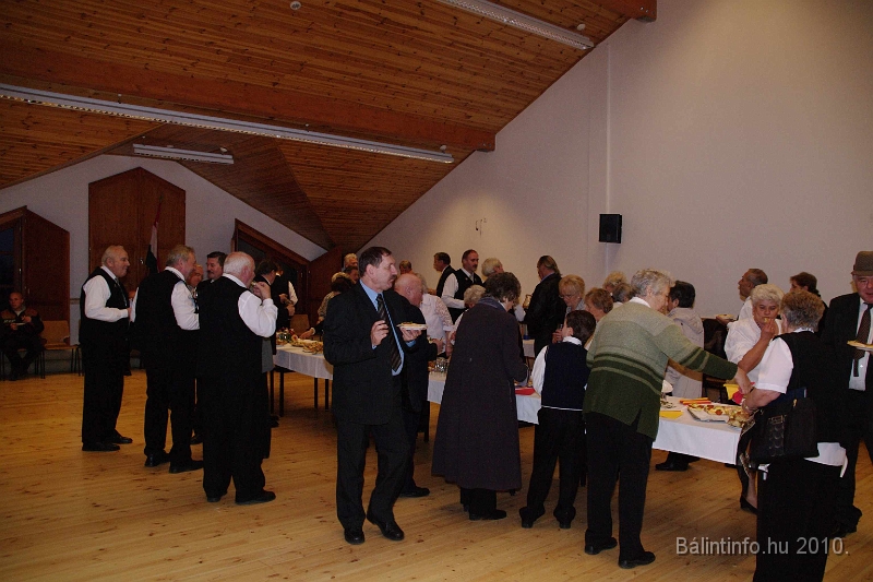 Kereszt_ujraszentelese_munkacsy_mihaly_u_2010_030.jpg
