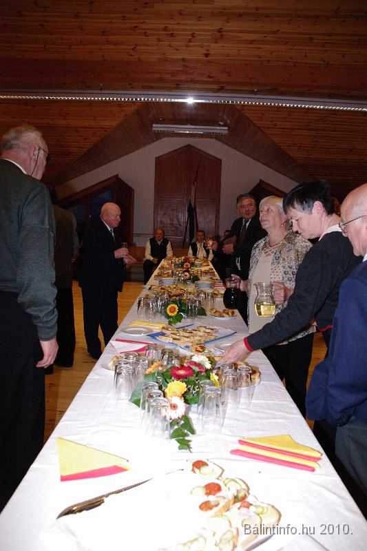 Kereszt_ujraszentelese_munkacsy_mihaly_u_2010_033.jpg