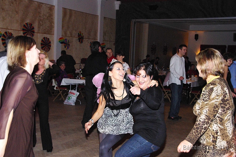 retrofarsang_2010_006.jpg