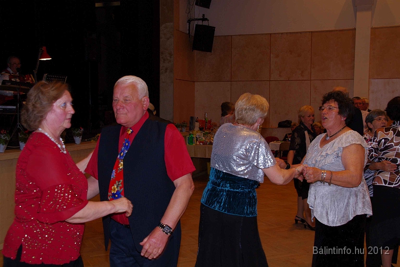 locsolobal_torokbalint_2012_017.jpg
