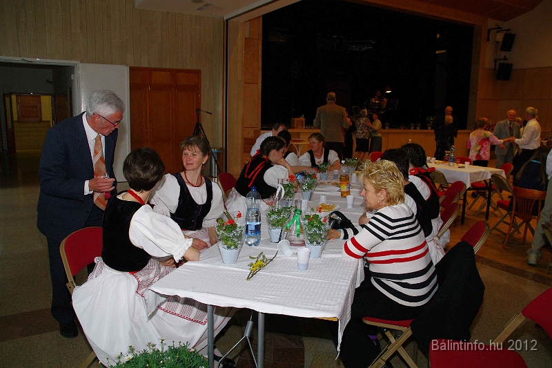 locsolobal_torokbalint_2012_051.jpg
