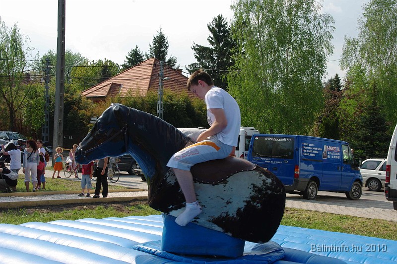 varosi_majalis_eletkepek_2010_200.jpg