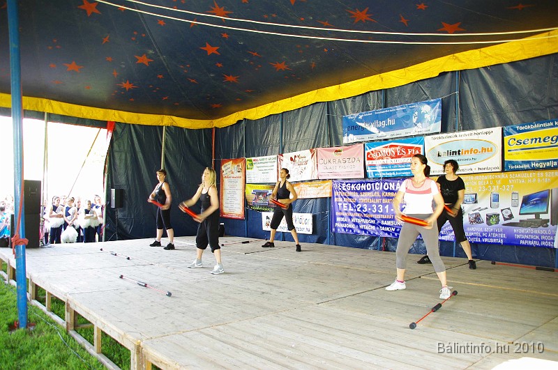 varosi_majalis_fellepok_2010_021.jpg
