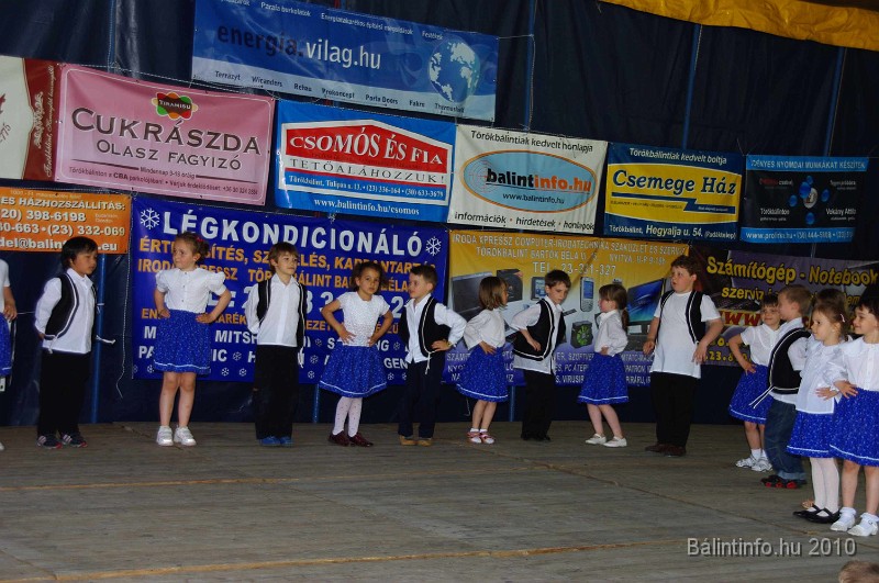 varosi_majalis_fellepok_2010_090.jpg