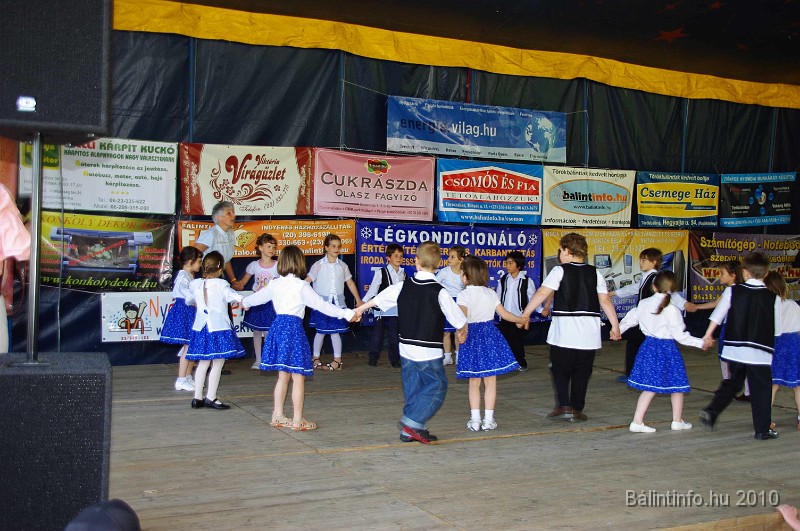 varosi_majalis_fellepok_2010_096.jpg
