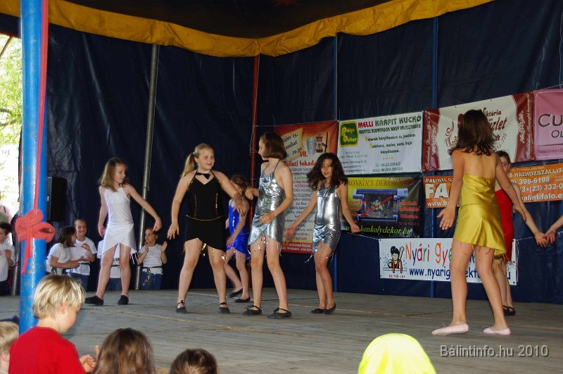 varosi_majalis_fellepok_2010_103.jpg