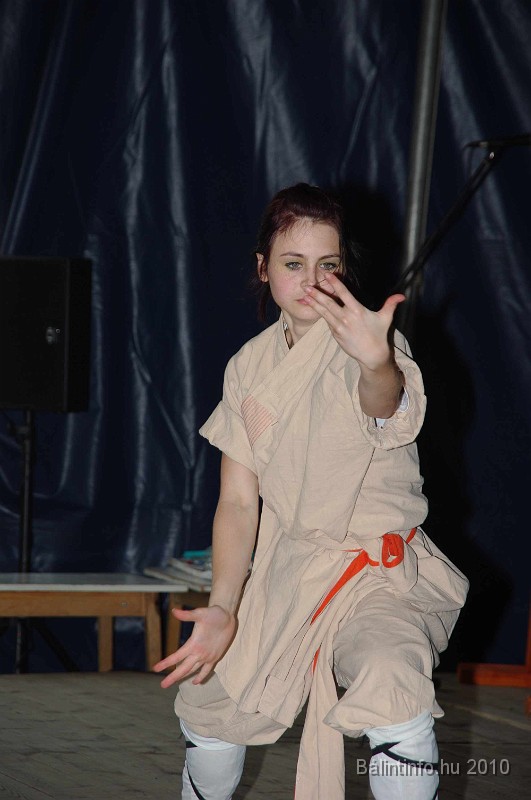 varosi_majalis_fellepok_2010_183.jpg