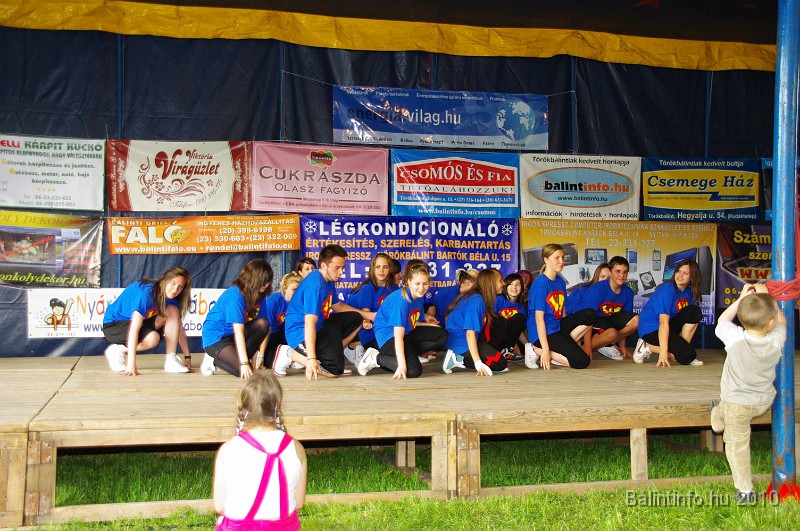 varosi_majalis_fellepok_2010_218.jpg
