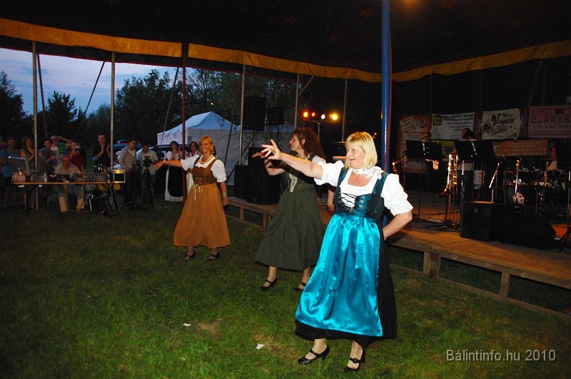 varosi_majalis_fellepok_2010_230.jpg