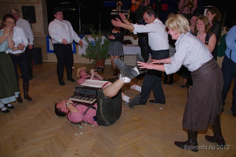 torokbalinti_svab_bal_2012_120.jpg