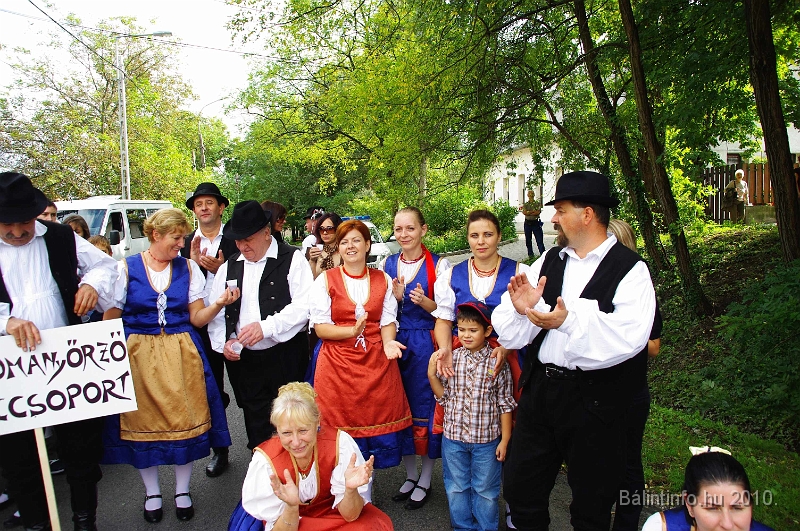 szureti_felvonulas_2010_068.jpg