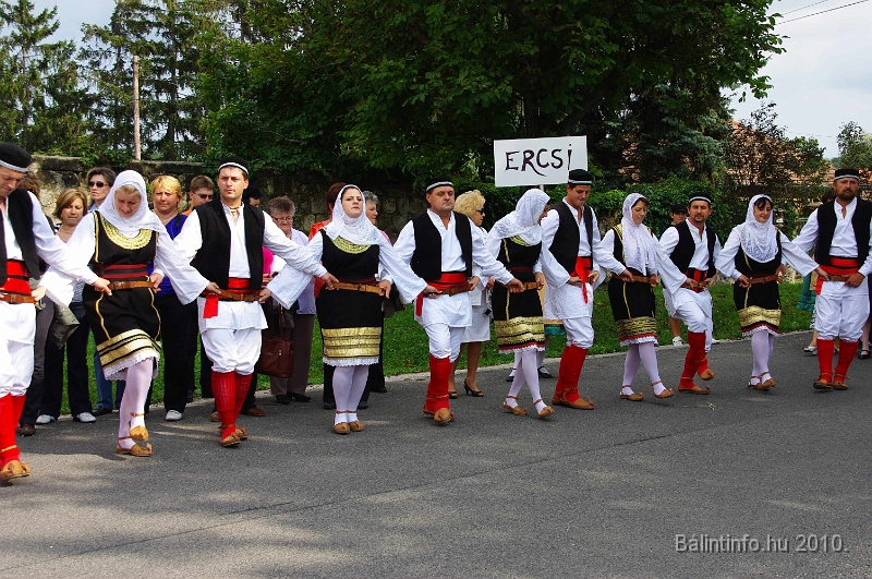 szureti_felvonulas_2010_077.jpg