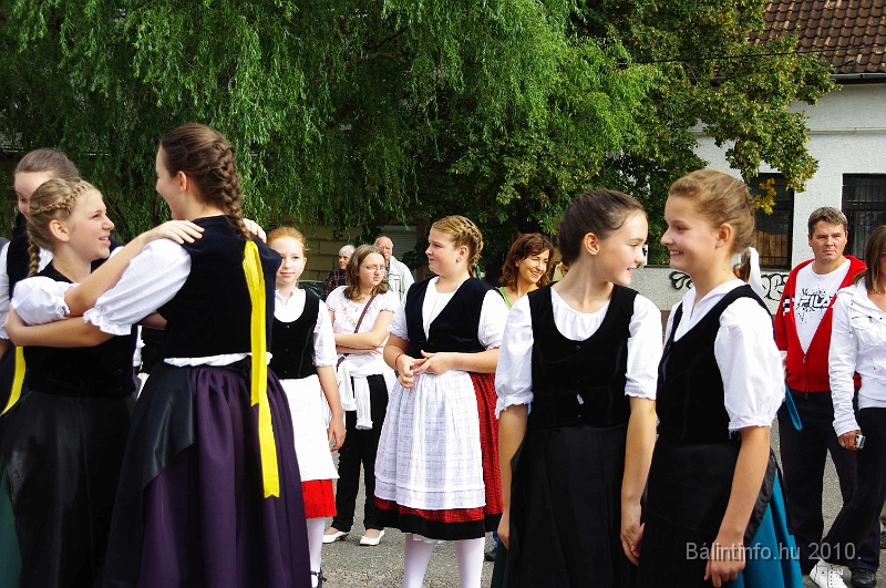 szureti_felvonulas_2010_131.jpg