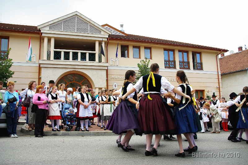 szureti_felvonulas_2010_160.jpg