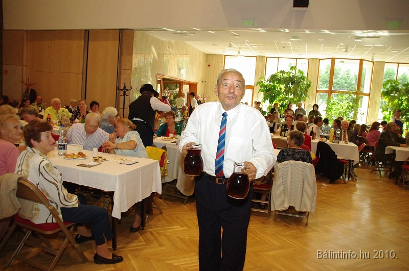 szureti_felvonulas_2010_185.jpg