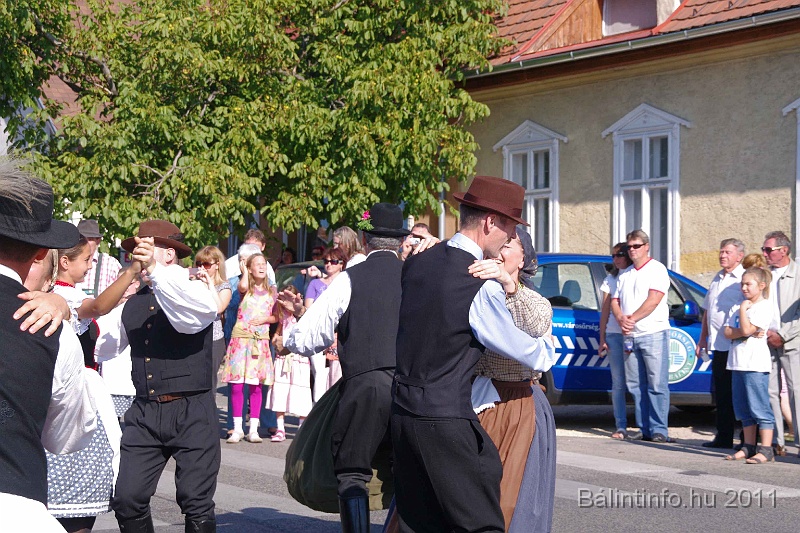 szureti_felvonulas_2011_052.jpg