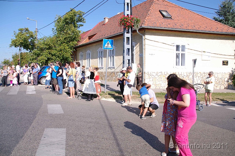 szureti_felvonulas_2011_055.jpg