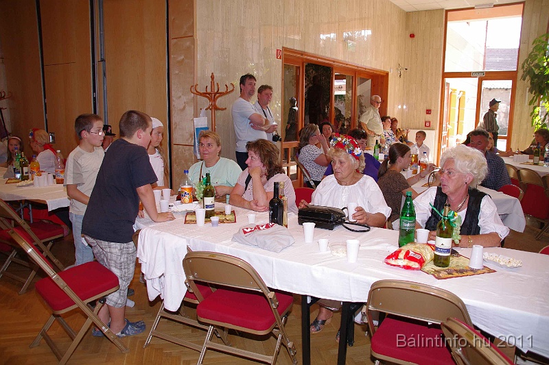 szureti_felvonulas_2011_110.jpg