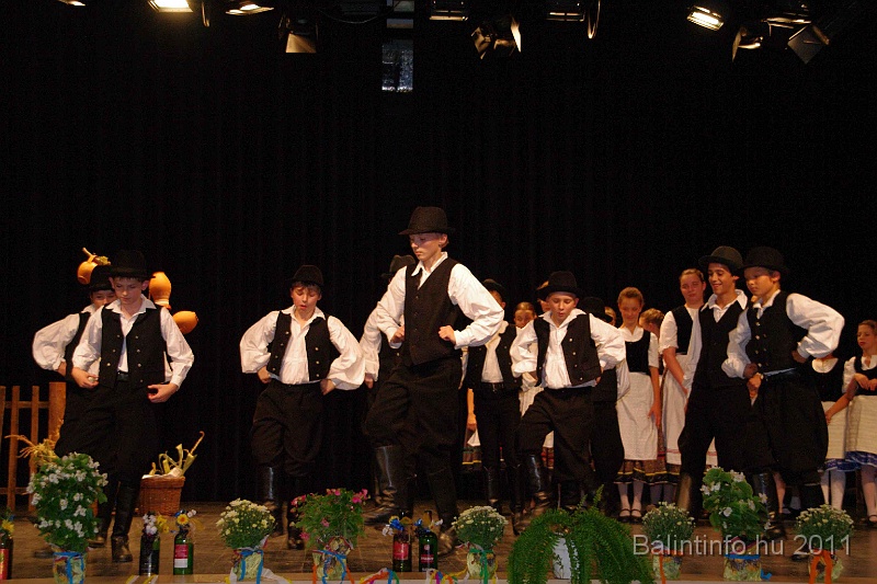 szureti_felvonulas_2011_148.jpg
