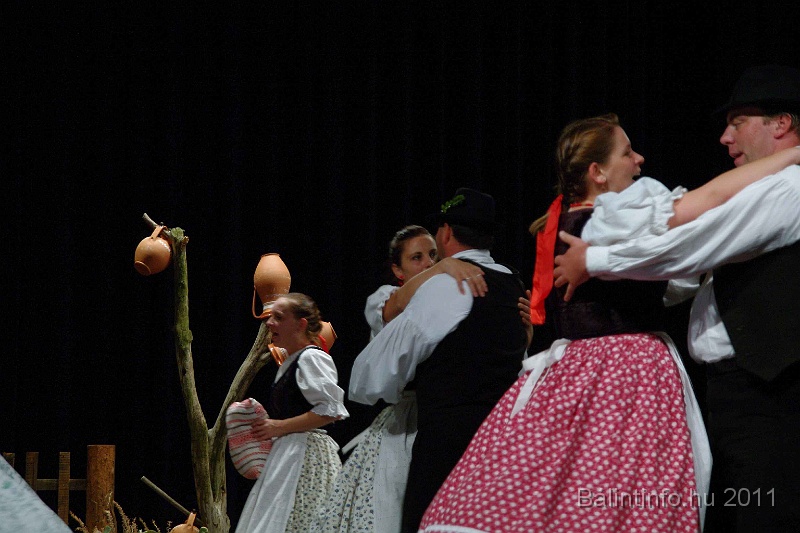 szureti_felvonulas_2011_175.jpg