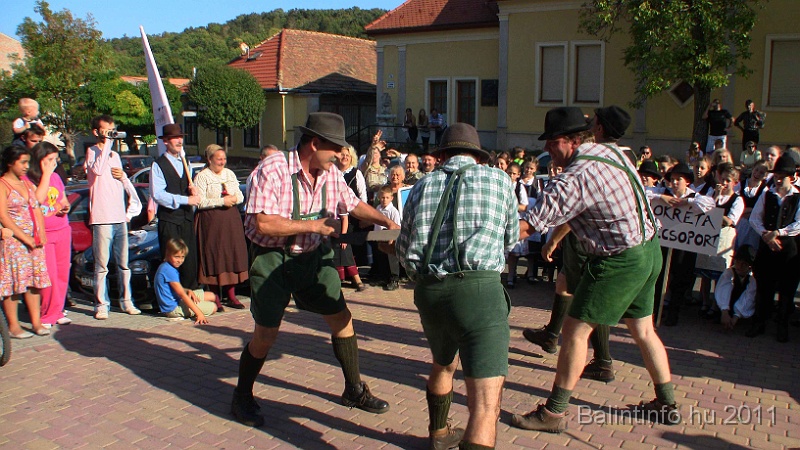 szureti_felvonulas_2011_278.jpg