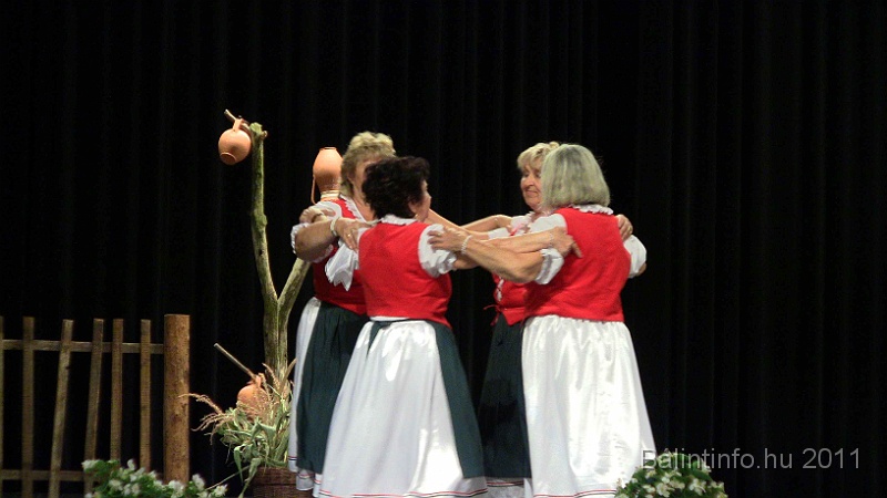 szureti_felvonulas_2011_288.jpg