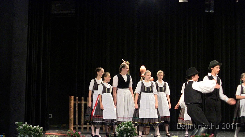 szureti_felvonulas_2011_313.jpg