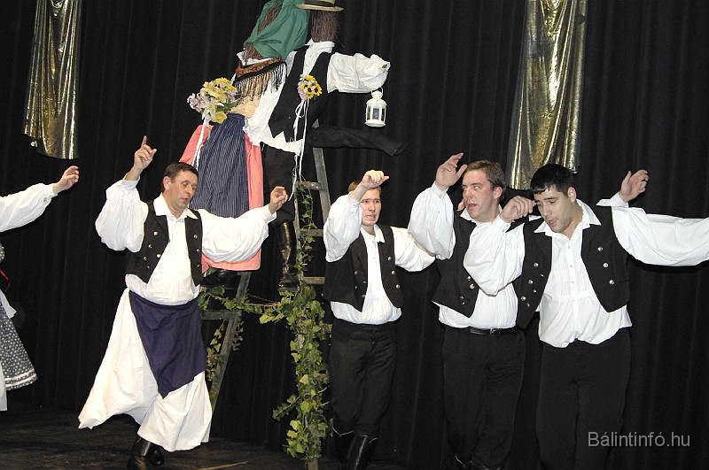 hagyomanyorzo_bal_2009_032.jpg