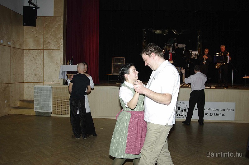 hagyomanyorzo_bal_2009_050.jpg