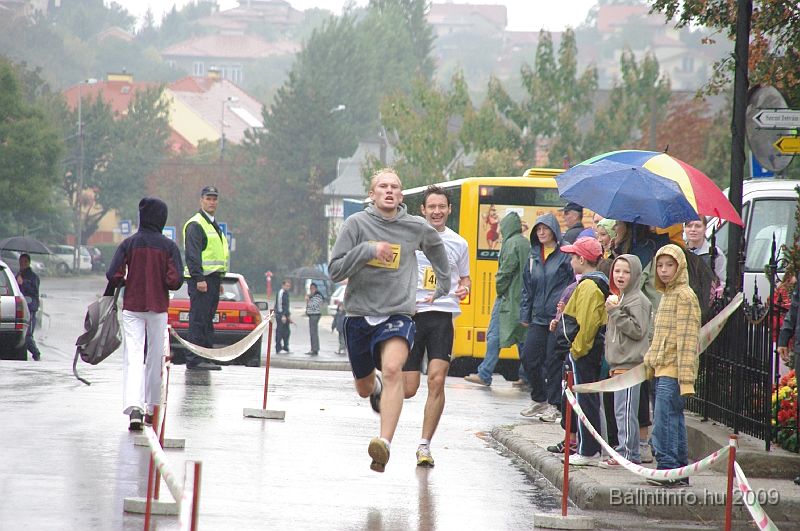 kerekdombfutas_2009_0127.jpg