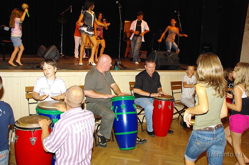 latinest_2009_112.jpg