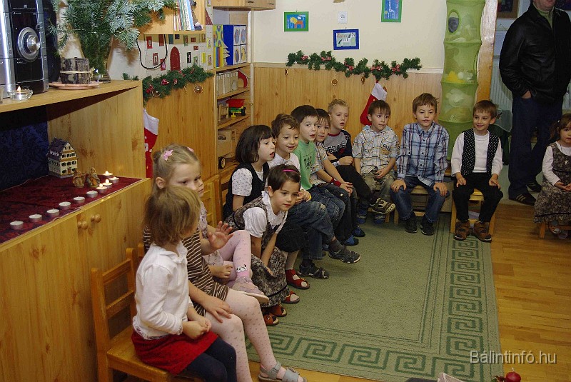 mikulas_csupasziv_2008_001.jpg